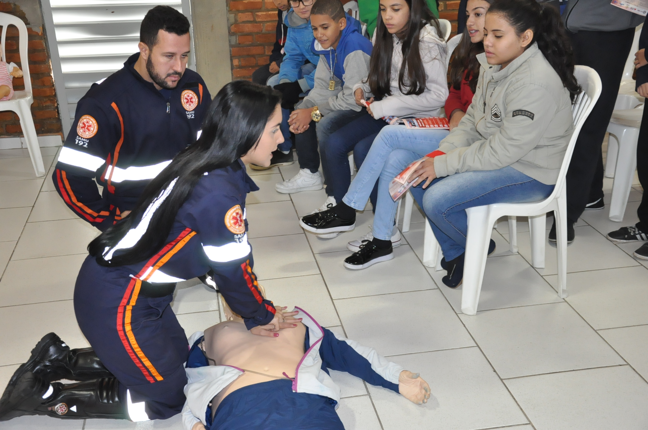 Atividade com a ambulância do SAMU: CETEPE 21/05/2018 