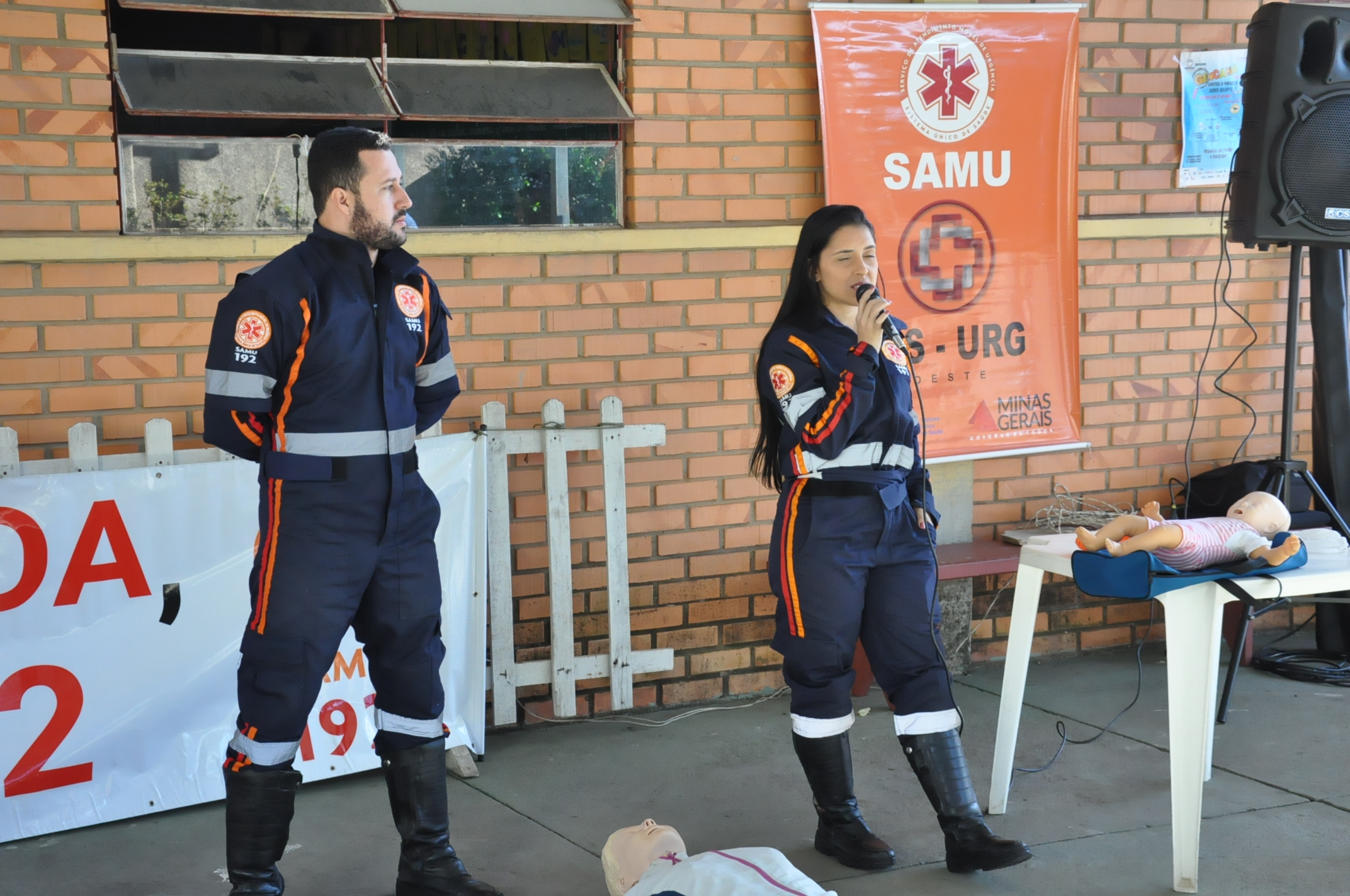 Atividade com a ambulância do SAMU: Escola Estadual Antônio Gonçalves de Matos 23/05/2018 