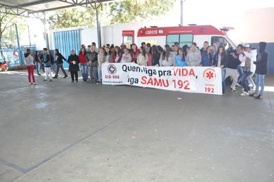 Atividade com a ambulância do SAMU: Escola Municipal Otávio Olímpio de Oliveira 22/05/2018 