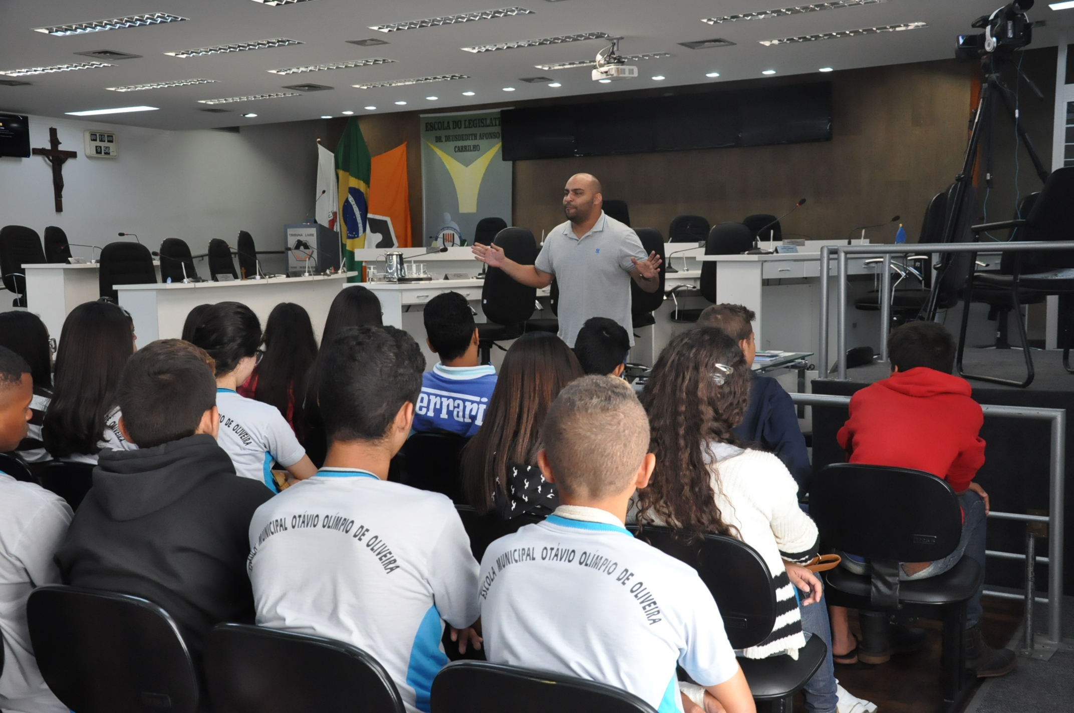 Plénario -Visitas das escolas Públicas