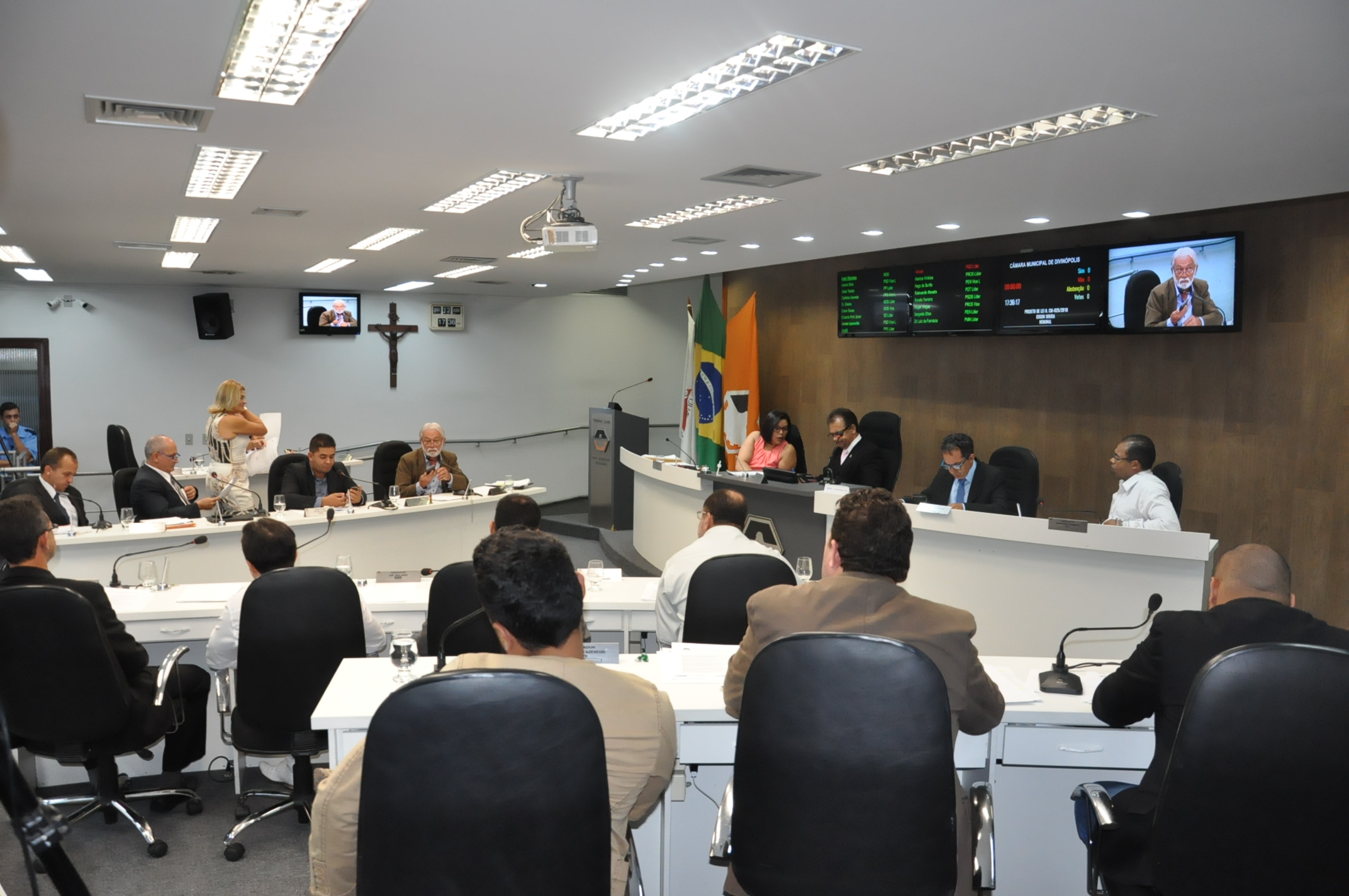 Plénario  - Reunião Ordinária 019, de 12 de abril de 2018