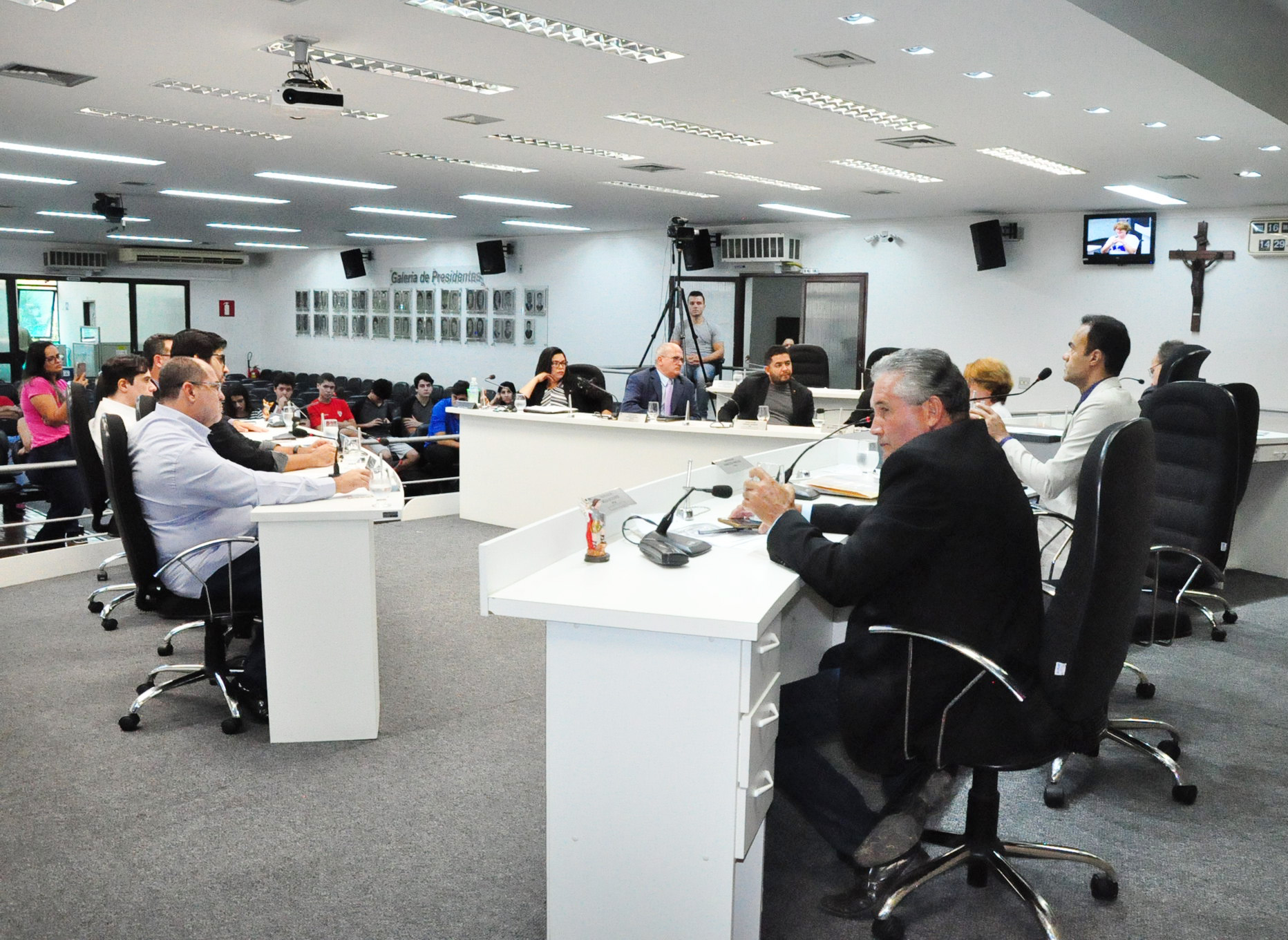 Câmara aprova anistia para quem tem débitos com a Prefeitura