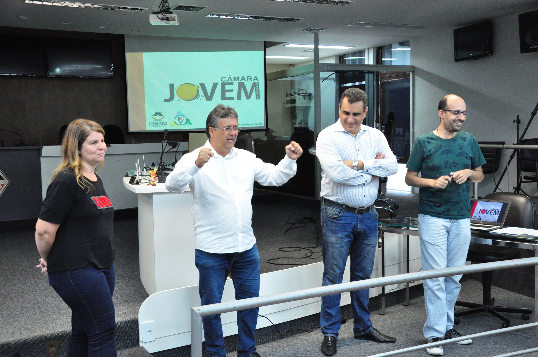 Escola do Legislativo realiza abertura das atividades do "Câmara Jovem"